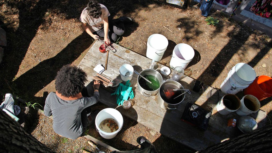 Textile students boil natural plants and herbs to make dyes in the CCA garden_horizontal feature_MB