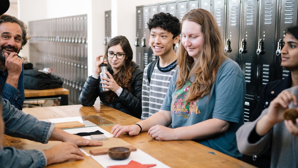 students in Gregory Hurcomb's Space, Message, Experience class