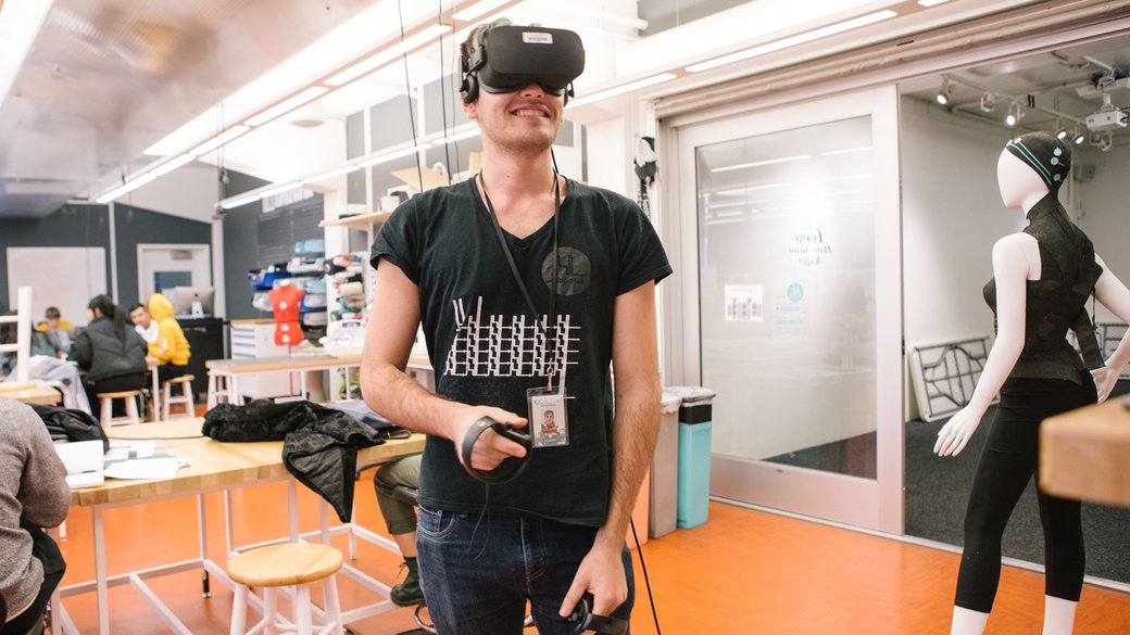 A student experiences virtual reality in a headset.