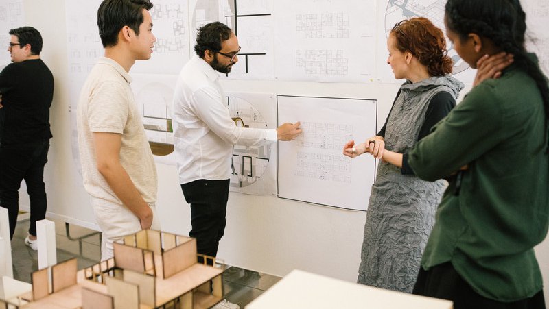 Chair of Architecture supports students before their class crit